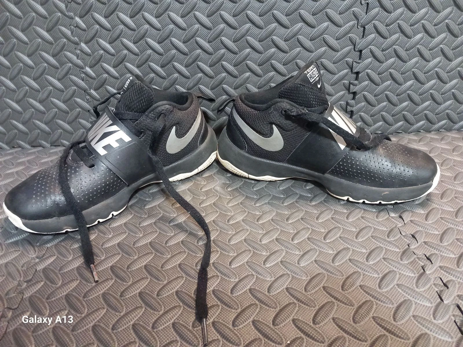 Zapatillas altas Nike Team Hustle D 8 - Talla 38 - ¡Super estado! – photo 3